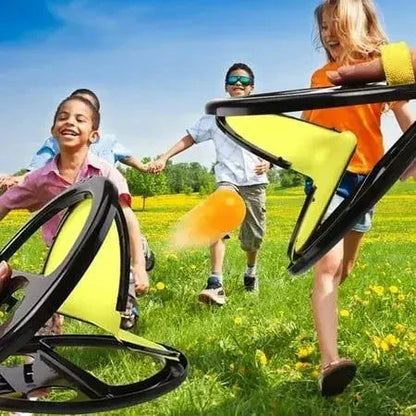 Jeu de lancer et d'attraper une balle (F)